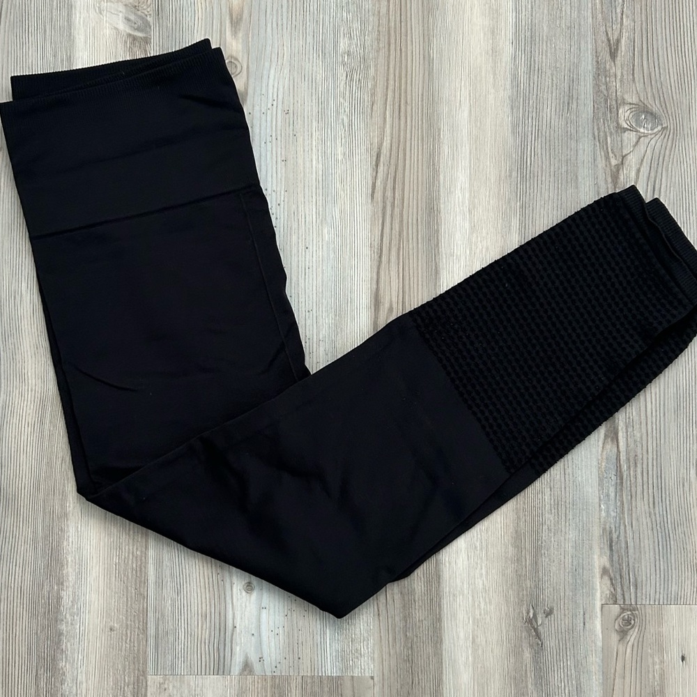 Fabletics High Waisted Leggings